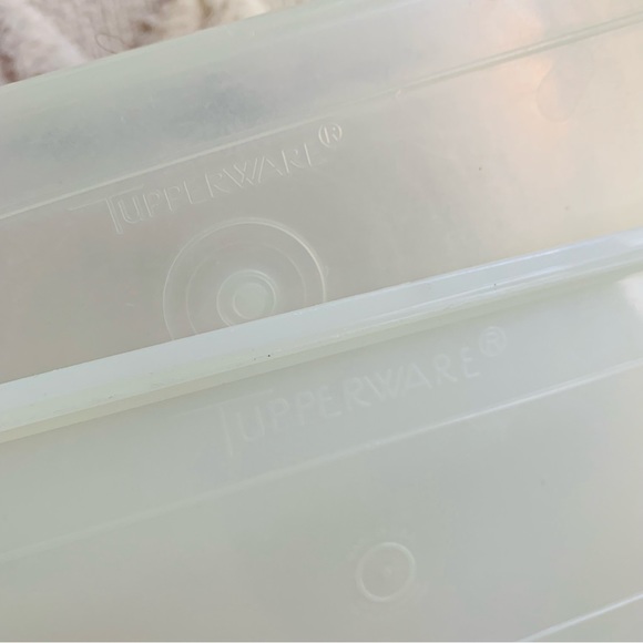 Vintage clear Tupperware Velvetta Cracker holder. Made in the USA - Picture 6 of 8